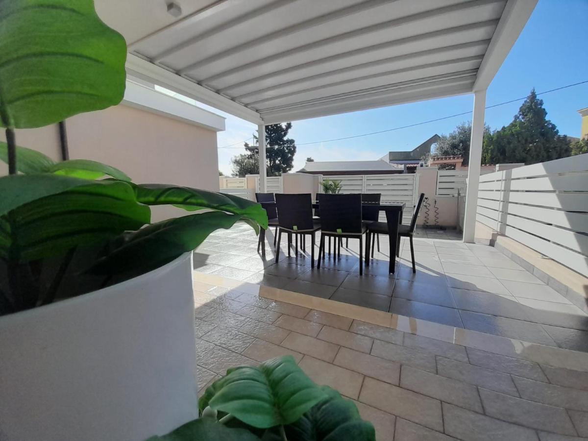 קליארי Suite Antonio מראה חיצוני תמונה